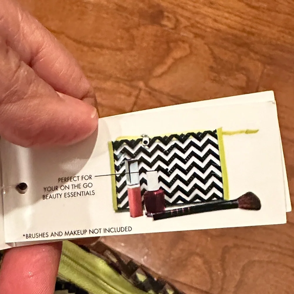 Elle clear Chevron makeup Pouch in Black and Yellow